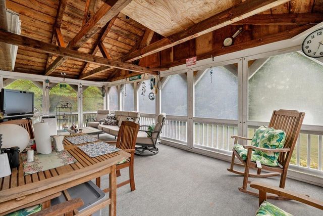 30 Whippoorwill Drive, Newton, NH 03858