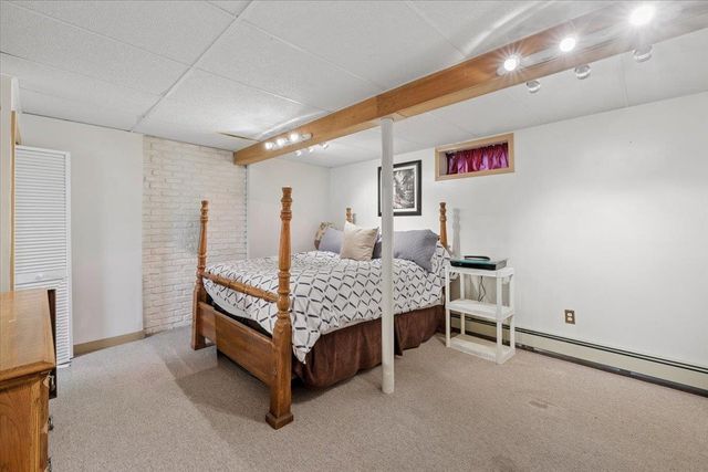 30 Whippoorwill Drive, Newton, NH 03858