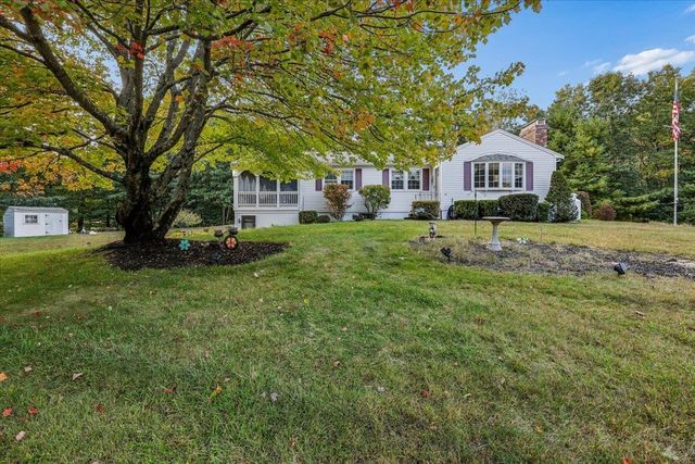 30 Whippoorwill Drive, Newton, NH 03858