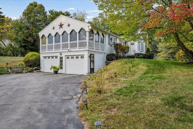 30 Whippoorwill Drive, Newton, NH 03858