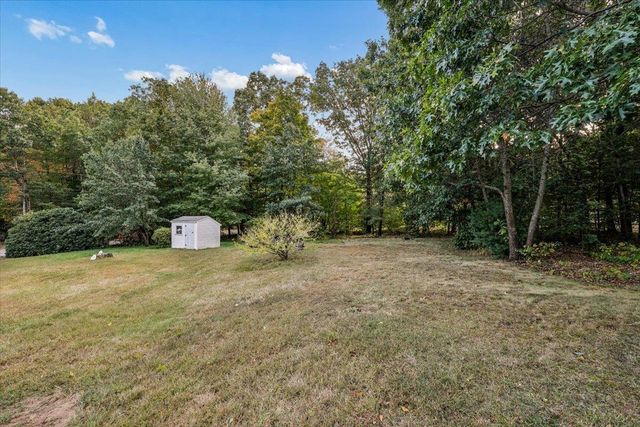 30 Whippoorwill Drive, Newton, NH 03858