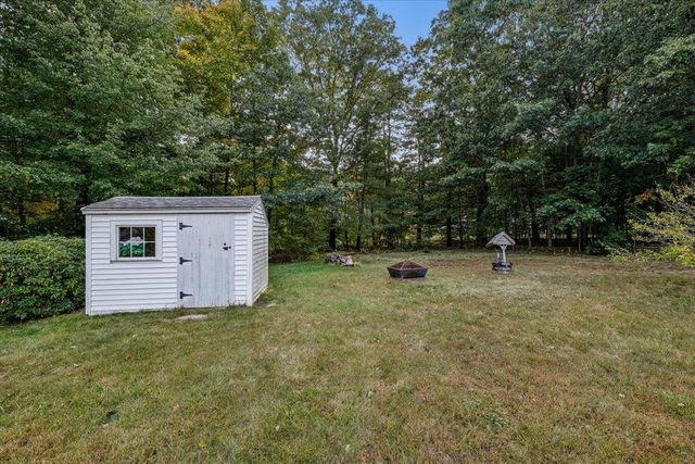 30 Whippoorwill Drive, Newton, NH 03858