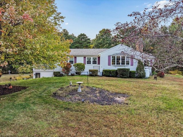 30 Whippoorwill Drive, Newton, NH 03858