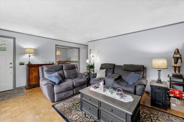 30 Whippoorwill Drive, Newton, NH 03858