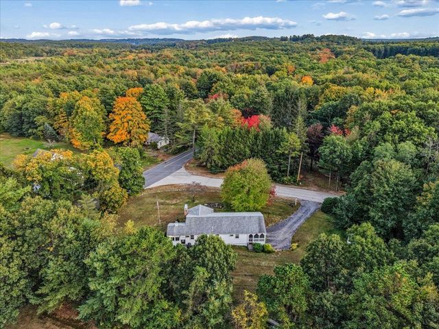 30 Whippoorwill Drive, Newton, NH 03858