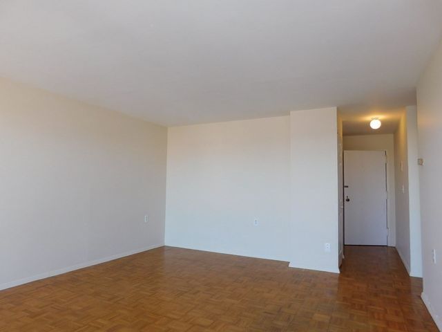 1105 Massachusetts Ave 9D, Cambridge, MA 02138