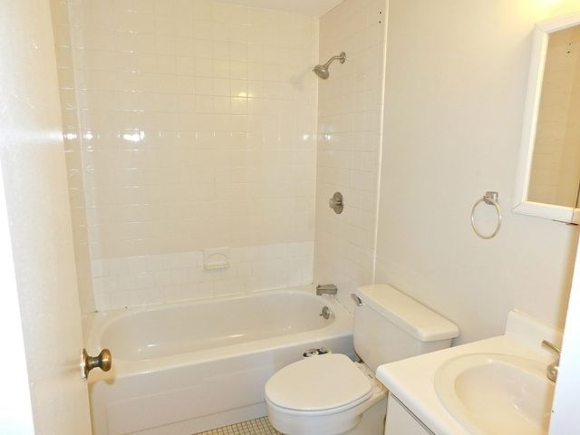 1105 Massachusetts Ave 9D, Cambridge, MA 02138
