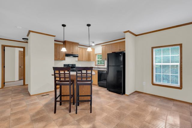 155 Troxler Rd, Wartrace, TN 37183