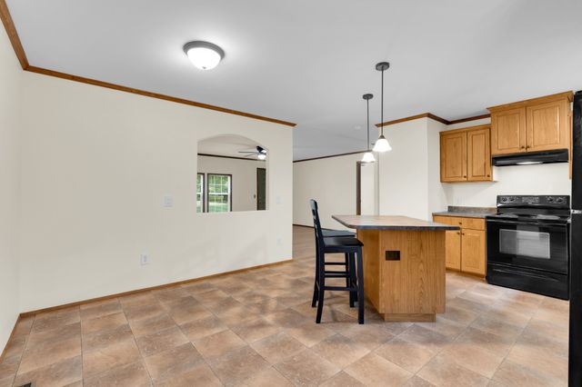 155 Troxler Rd, Wartrace, TN 37183
