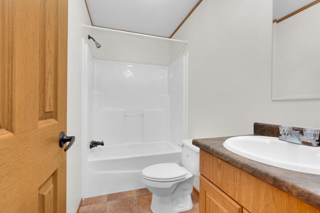 155 Troxler Rd, Wartrace, TN 37183
