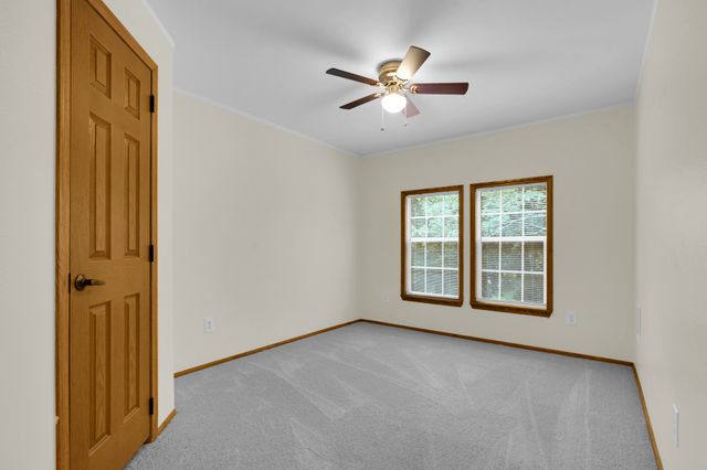 155 Troxler Rd, Wartrace, TN 37183