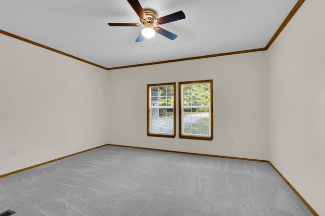 155 Troxler Rd, Wartrace, TN 37183