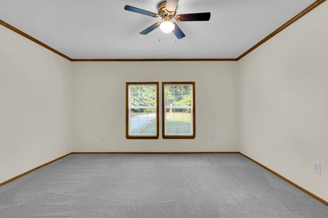 155 Troxler Rd, Wartrace, TN 37183