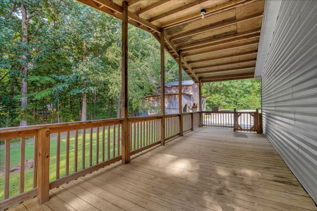 155 Troxler Rd, Wartrace, TN 37183