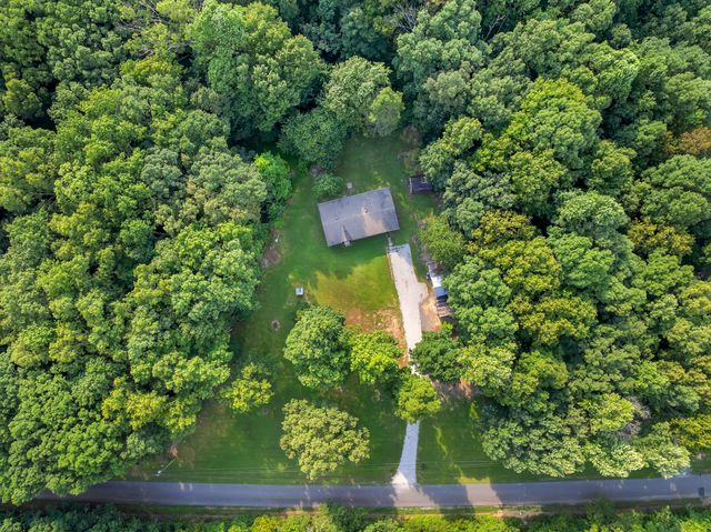 155 Troxler Rd, Wartrace, TN 37183