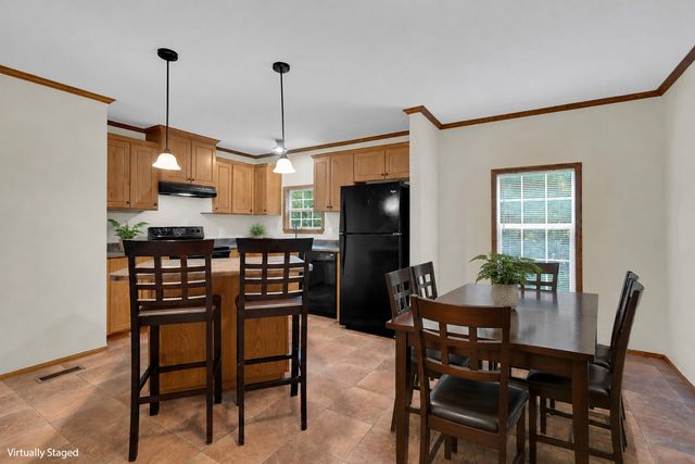 155 Troxler Rd, Wartrace, TN 37183