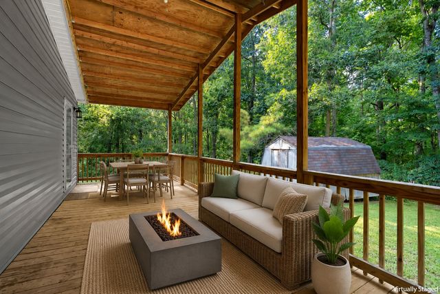 155 Troxler Rd, Wartrace, TN 37183
