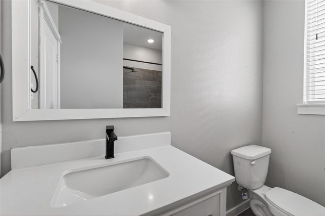 8458 Berry Green Lane, Houston, TX 77022