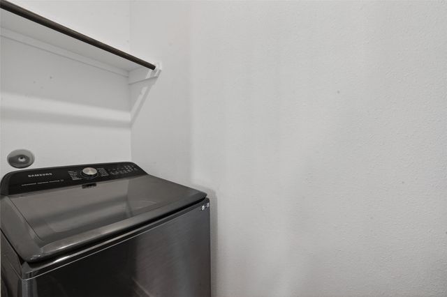 8458 Berry Green Lane, Houston, TX 77022