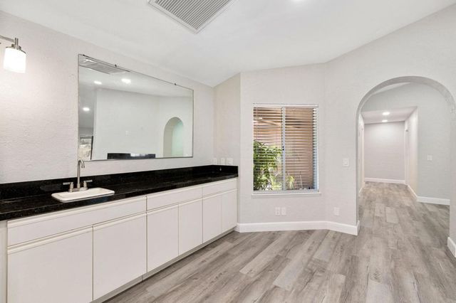 39495 Regency Way, Palm Desert, CA 92211