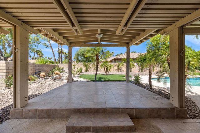 39495 Regency Way, Palm Desert, CA 92211