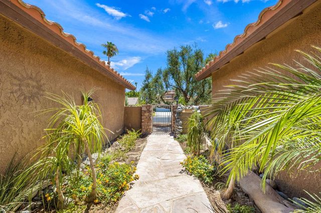 39495 Regency Way, Palm Desert, CA 92211