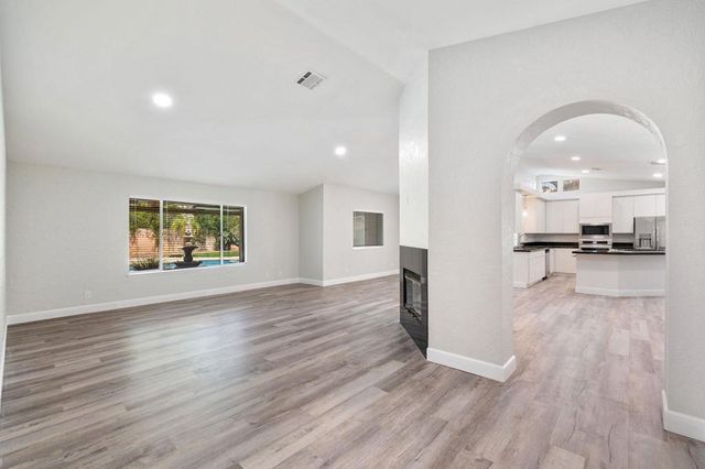 39495 Regency Way, Palm Desert, CA 92211