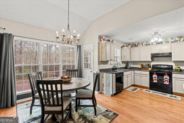 205 Hidden Brook Trail, Newnan, GA 30263