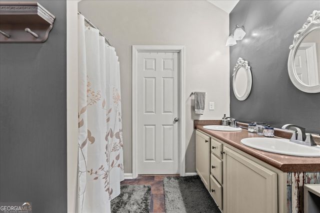 205 Hidden Brook Trail, Newnan, GA 30263