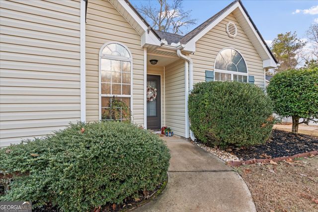 205 Hidden Brook Trail, Newnan, GA 30263