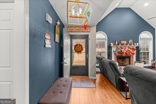 205 Hidden Brook Trail, Newnan, GA 30263