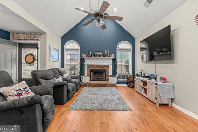 205 Hidden Brook Trail, Newnan, GA 30263