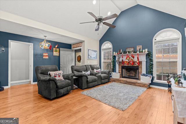 205 Hidden Brook Trail, Newnan, GA 30263