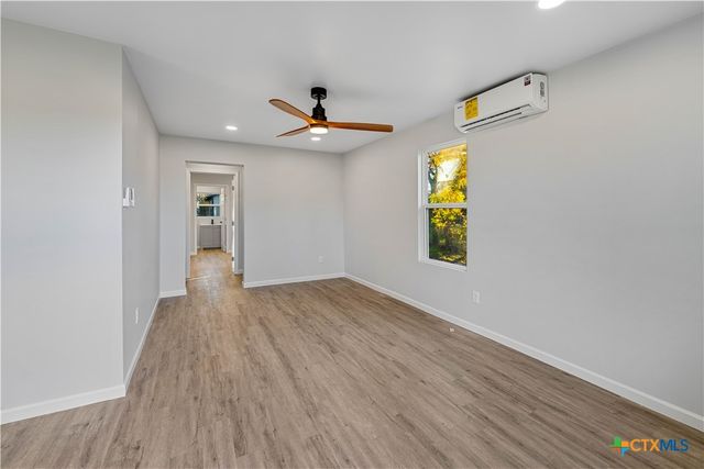 263 S Grape Avenue, New Braunfels, TX 78130