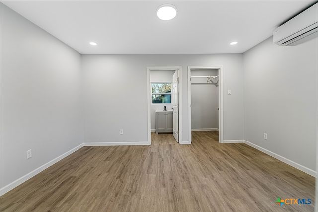 263 S Grape Avenue, New Braunfels, TX 78130