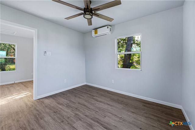 263 S Grape Avenue, New Braunfels, TX 78130