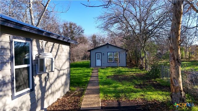 263 S Grape Avenue, New Braunfels, TX 78130