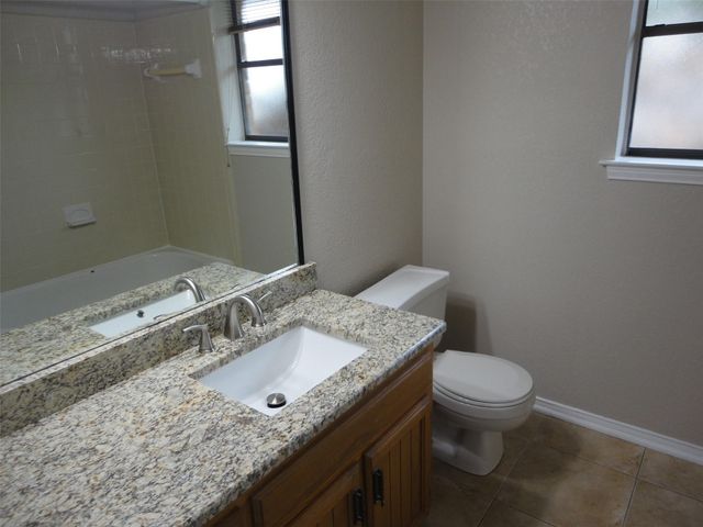 7517 Cimarron Drive, North Richland Hills, TX 76182