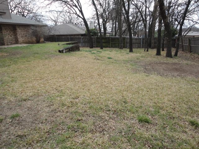 7517 Cimarron Drive, North Richland Hills, TX 76182