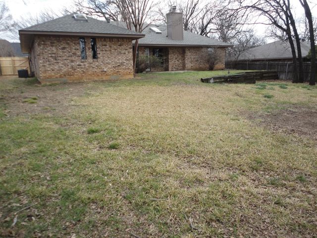 7517 Cimarron Drive, North Richland Hills, TX 76182