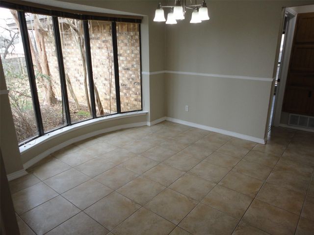 7517 Cimarron Drive, North Richland Hills, TX 76182