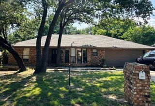 7517 Cimarron Drive, North Richland Hills, TX 76182