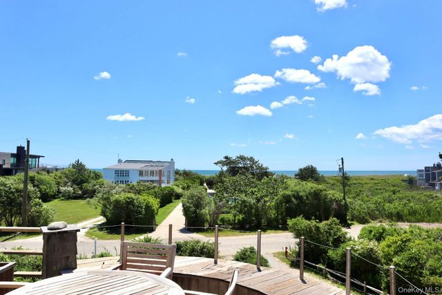 137 Sandune Court, Sagaponack, NY 11962