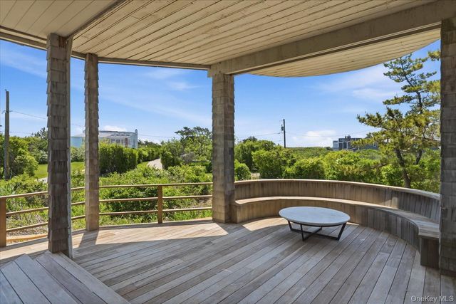 137 Sandune Court, Sagaponack, NY 11962