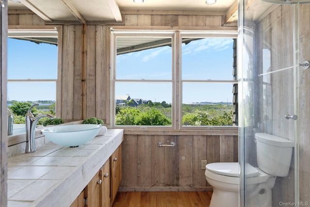 137 Sandune Court, Sagaponack, NY 11962