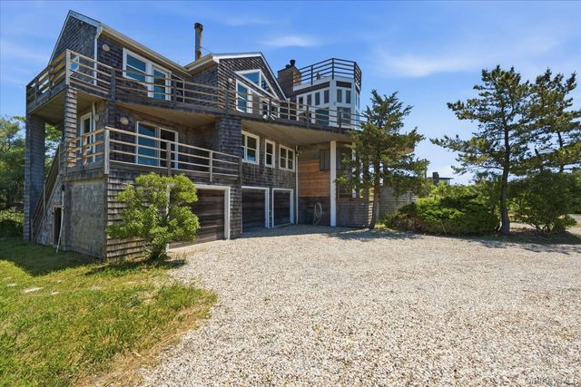137 Sandune Court, Sagaponack, NY 11962
