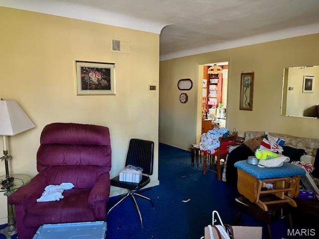 1908 Korando Avenue, Overland, MO 63114