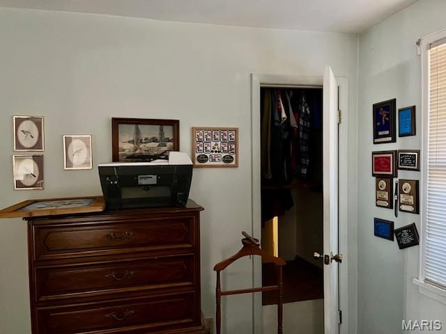 1908 Korando Avenue, Overland, MO 63114