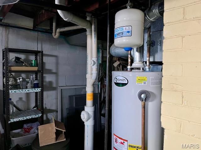 1908 Korando Avenue, Overland, MO 63114