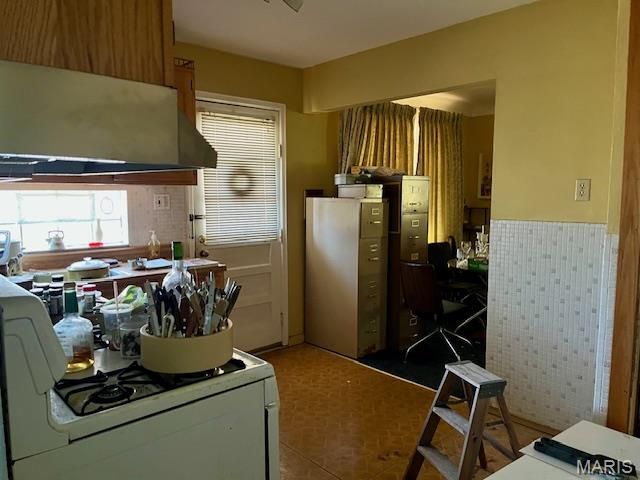 1908 Korando Avenue, Overland, MO 63114